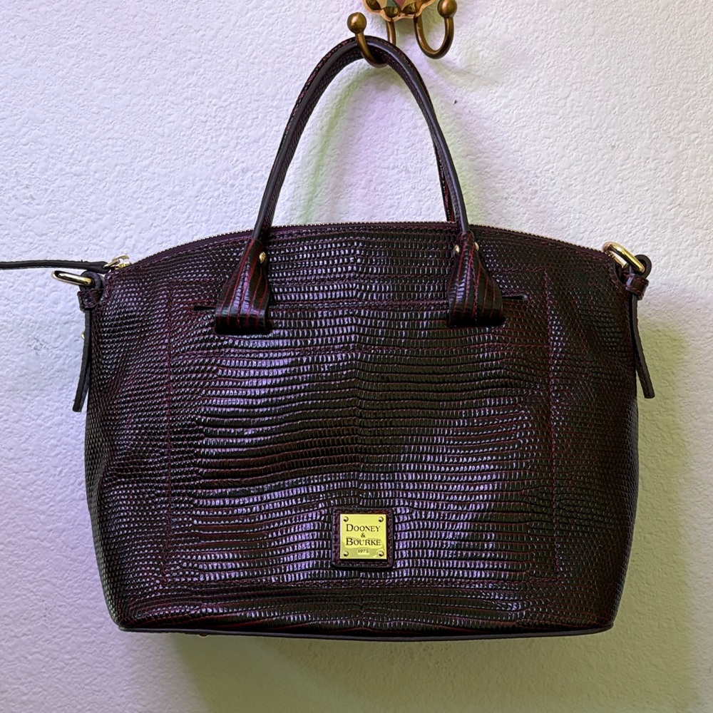 Burgundy lizard texture Dooney & Bourne satchel NWOT.